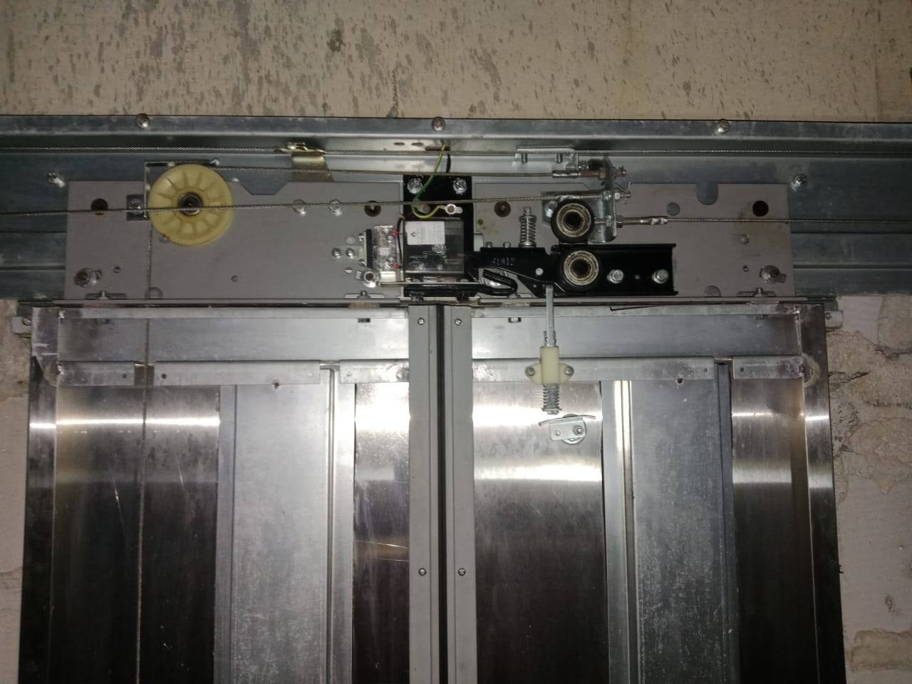 BTek Elevator - Jasa Service Lift Elevator